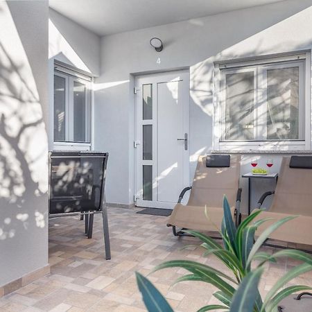 Evita Fazana Premium Studio Apartments Extérieur photo