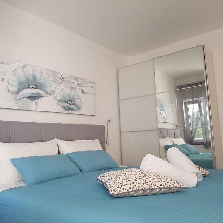 Evita Fazana Premium Studio Apartments Extérieur photo