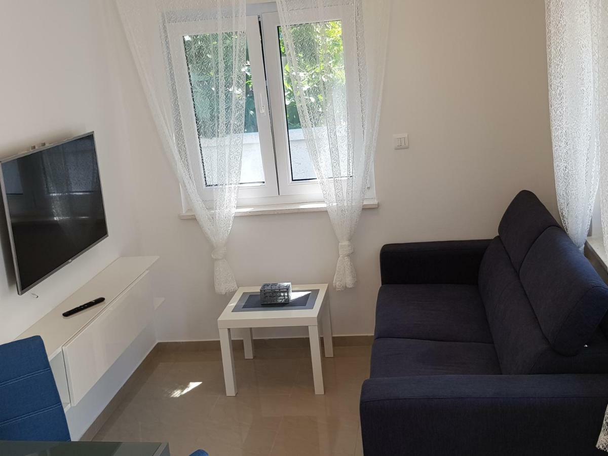 Evita Fazana Premium Studio Apartments Extérieur photo