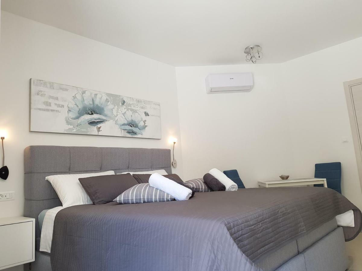 Evita Fazana Premium Studio Apartments Extérieur photo