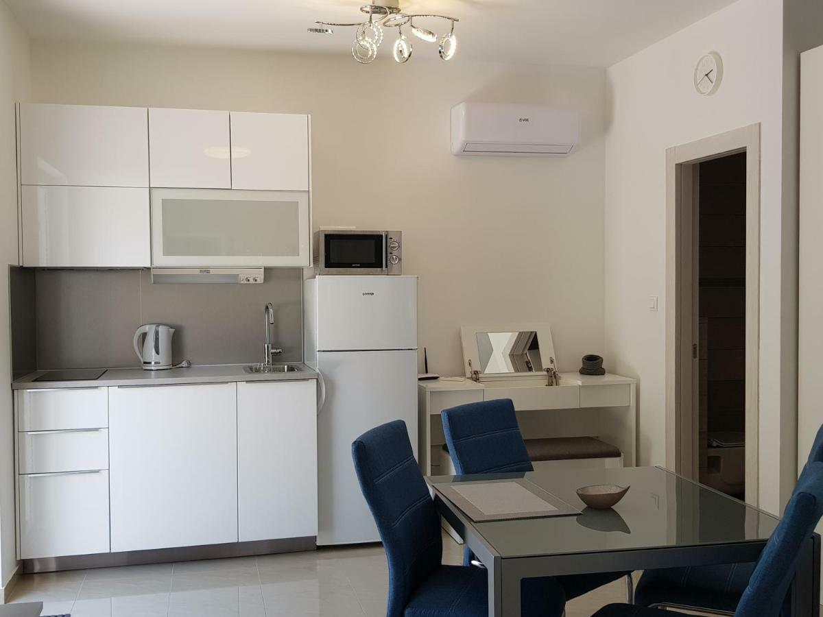 Evita Fazana Premium Studio Apartments Extérieur photo